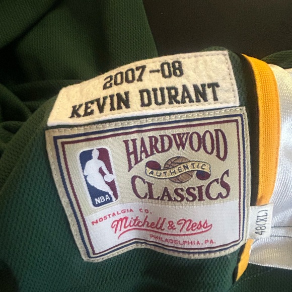 Kevin Durant (2007-2008) SuperSonics throwback Mitchell and Ness Jersey. - Picture 3 of 3